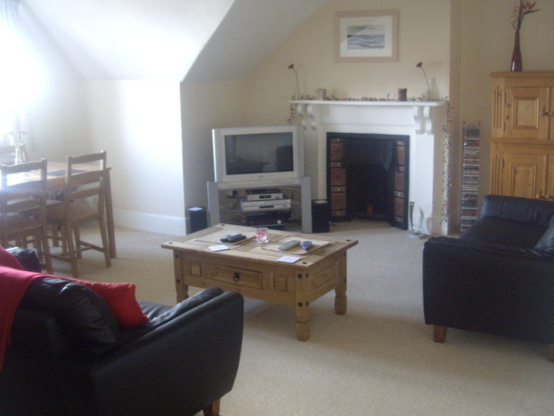 Photo 1: Living room