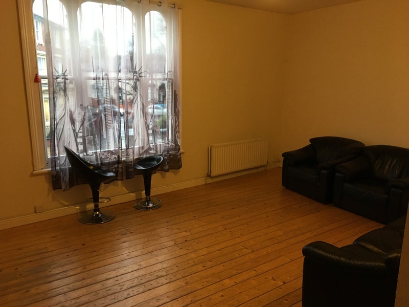 'Chapel Ash Wolverhampton' Room to Rent from SpareRoom