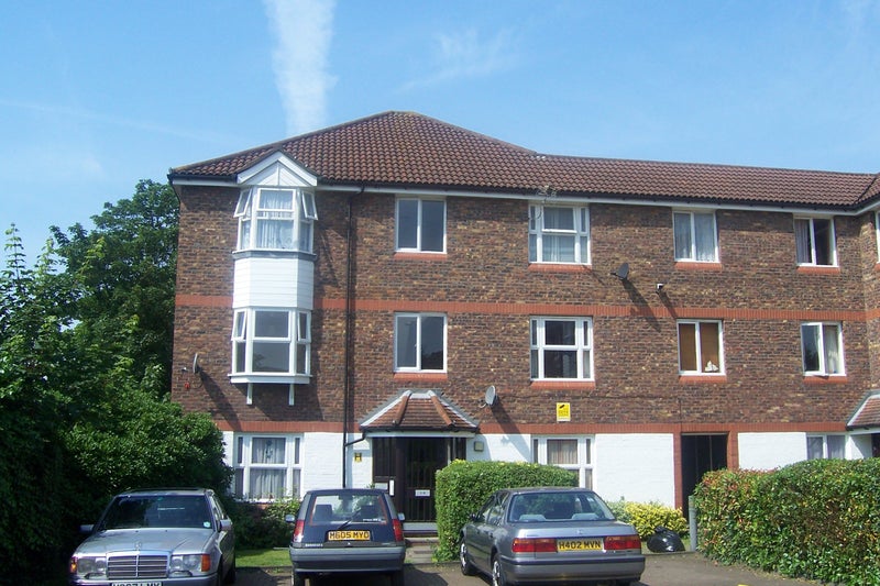 'Croydon Large 1 Bed Flat Opposite Mayday Hospital' Room to Rent from