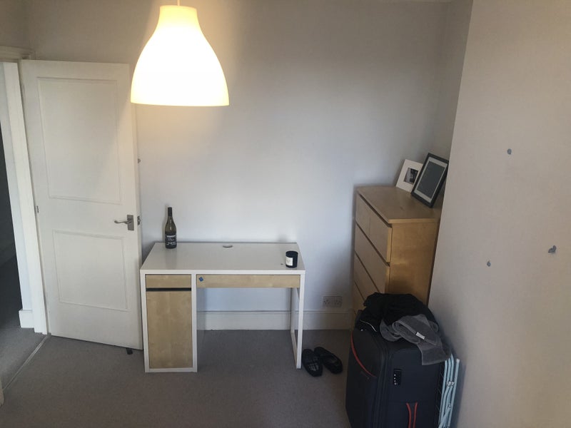 'Double Room Available in Queens Park/Kilburn' Room to Rent from SpareRoom