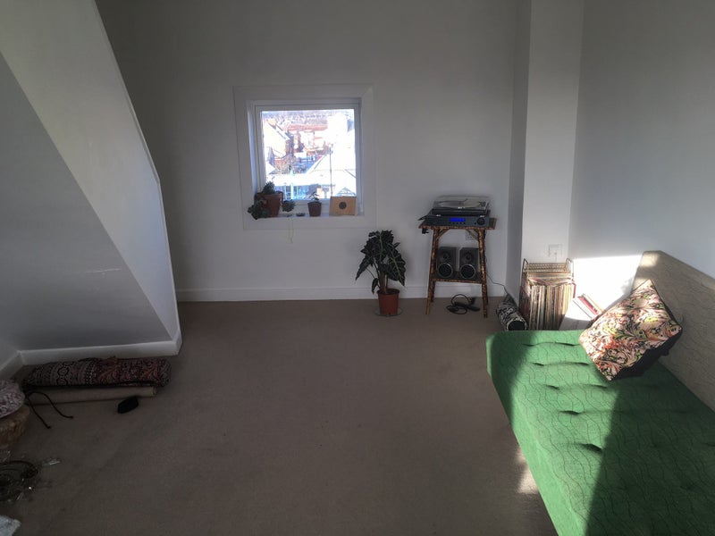 'One Bedroom Two Floor Flat in unique Byker Wall' Room to Rent from