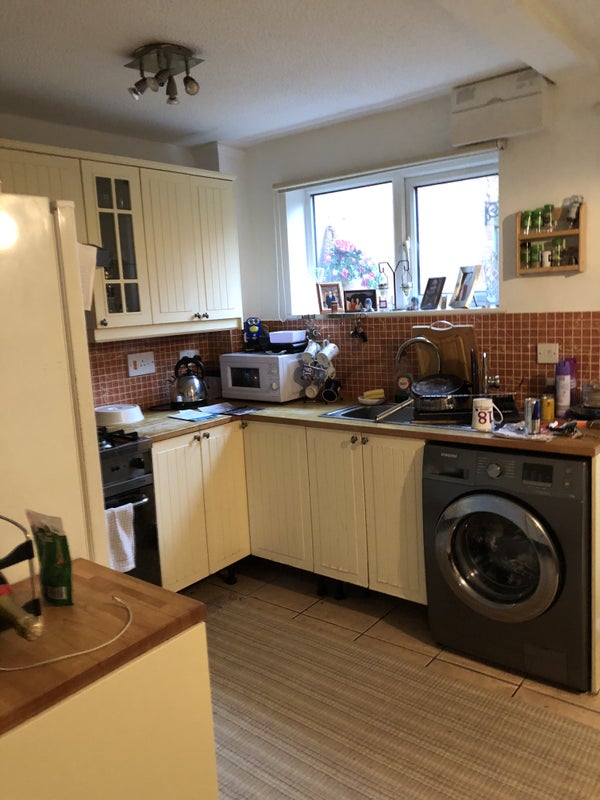 'Double room to let Bromsgrove town centre' Room to Rent from SpareRoom