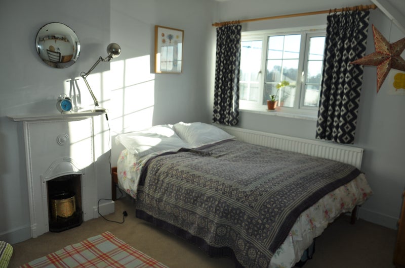 'Double Room in Alresford watercress meadows cottag' Room to Rent from