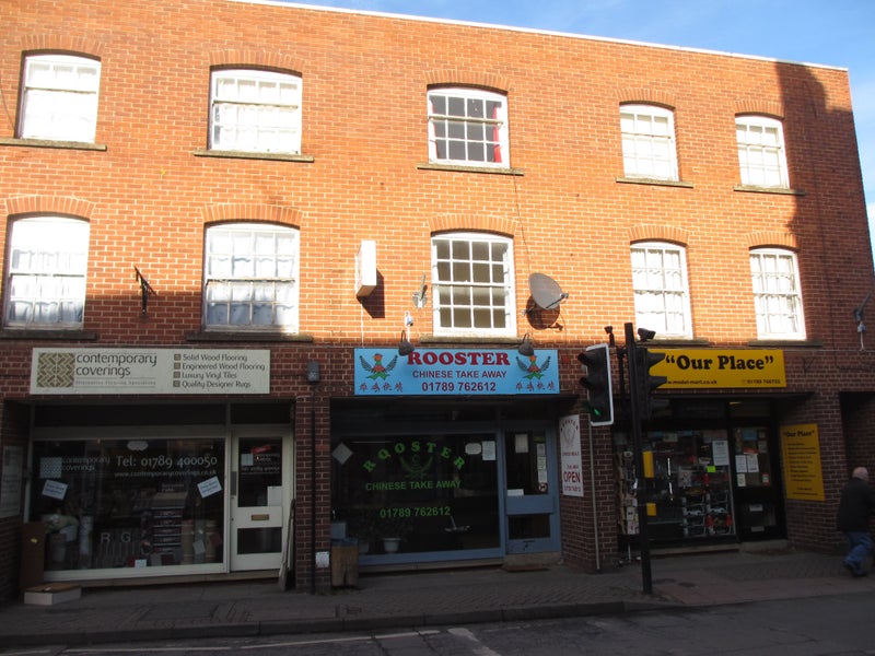 'Large 2 Bedroom Duplex Flat Alcester Town Centre' Room to Rent from