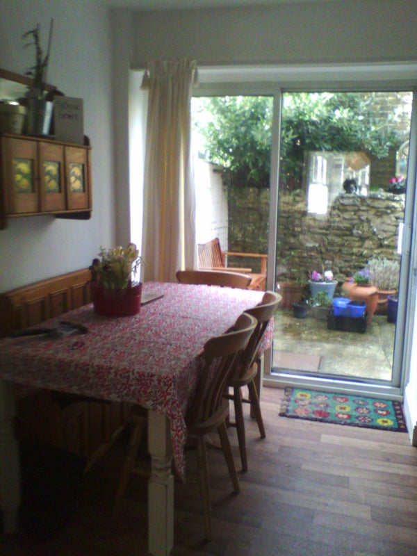 Photo 1: Dining area