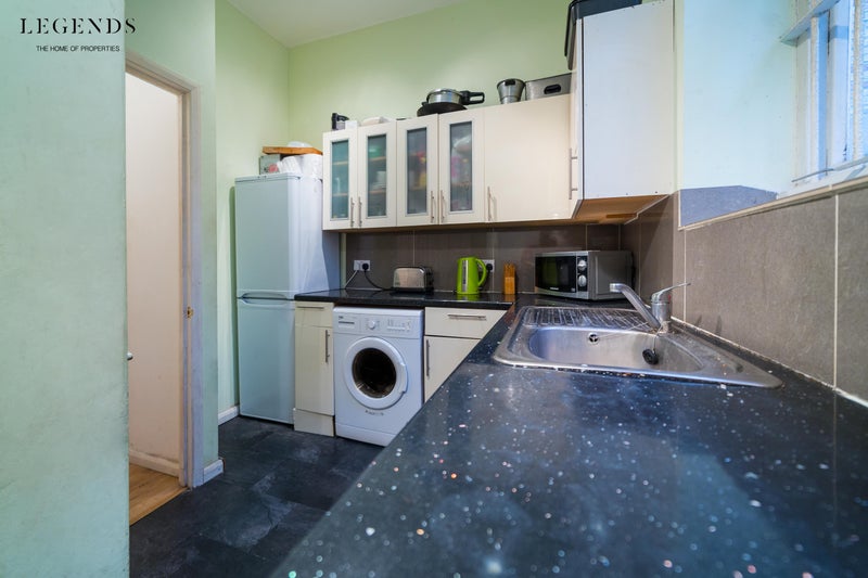 Triple Room In Liverpool Street Ensuite Spareroom