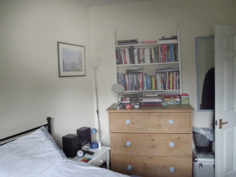 'Single room for Mon Fri ROMSEY' Room to Rent from SpareRoom