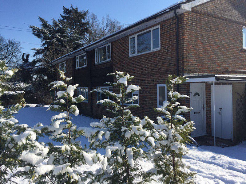 'ROOM for rent OXTED £560' Room to Rent from SpareRoom