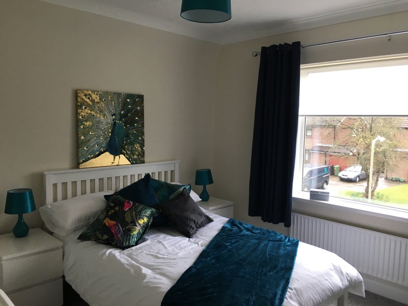 Photo 1: Bedroom 2