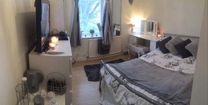 Student Room To Let In Shared House There Is 1 Bedroom Available To Let In This Lovely 4 Bedroom House On Lenton Boulevard Student Room To Let In Shared House There Is 1 Bedroom Available To Let In This Lovely 4 Bedroom House On Lenton Boulevard