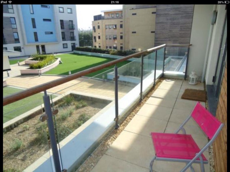 'Flat Share Ocean Village, Southampton' Room to Rent from SpareRoom