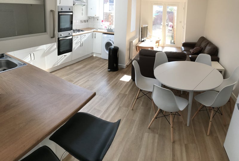 Ensuite Room To Rent In Exeter Ensuite Room To Rent In Exeter