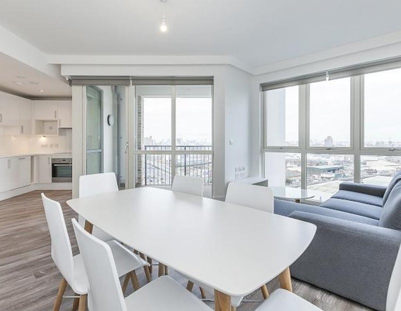 Stunning Flat Opposite Station Argo Apartments Spareroom