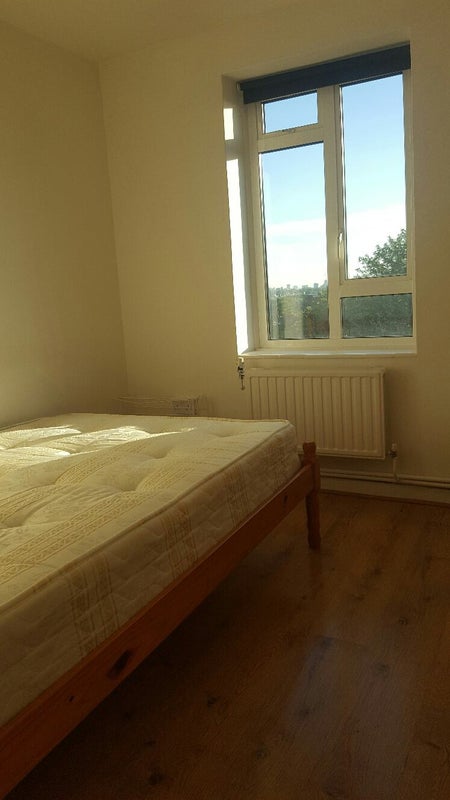 Photo 1: Bright aspect with pleasant views