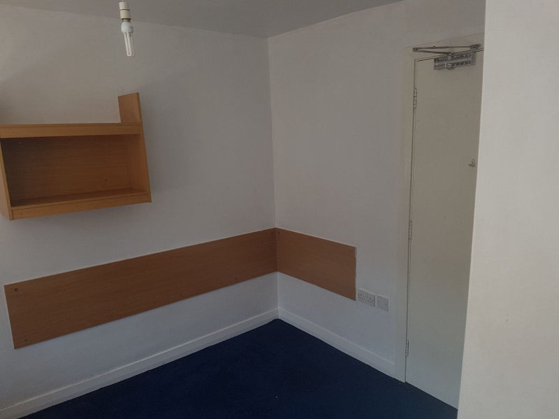 'Room available in Blackpool for £190pcm' Room to Rent from SpareRoom