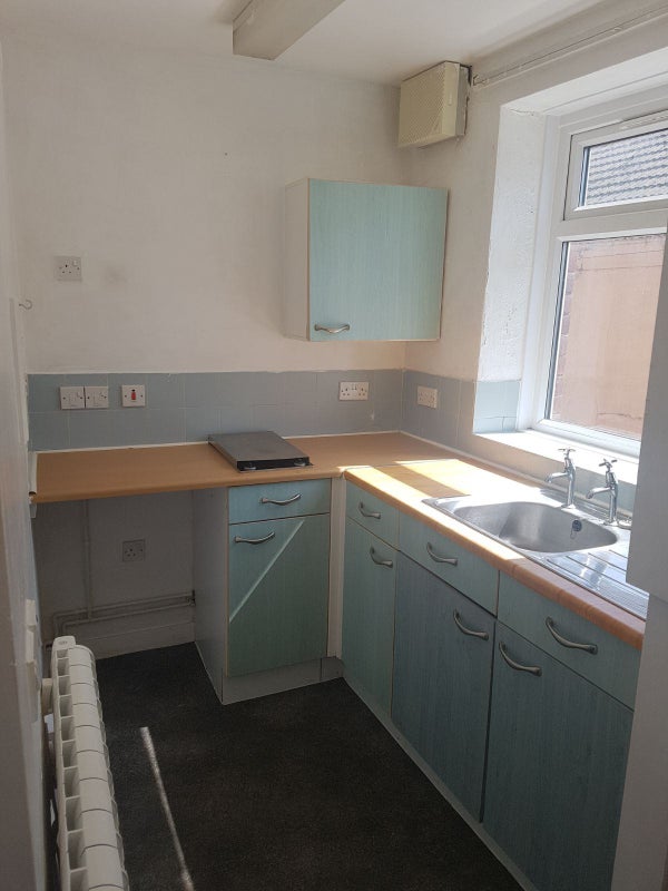 'Room available in Blackpool for £190pcm' Room to Rent from SpareRoom