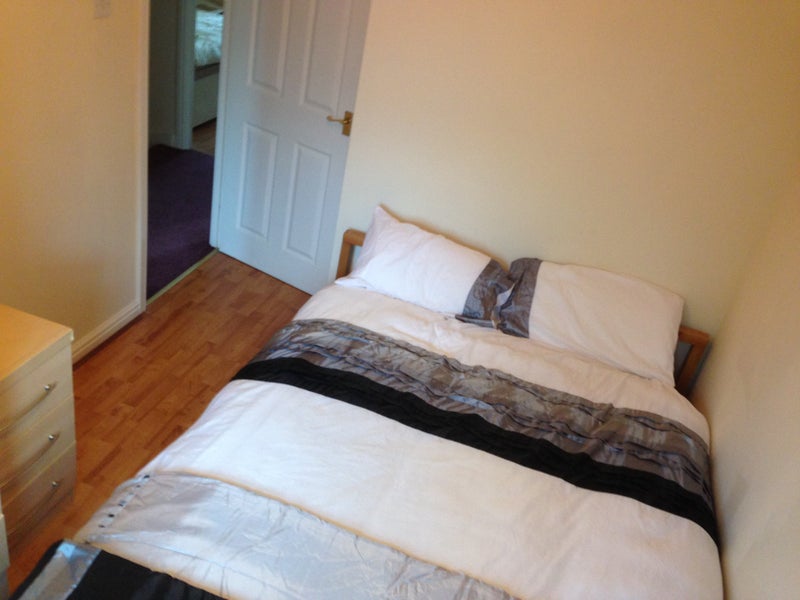 'Good size double room for rent in Magor' Room to Rent from SpareRoom