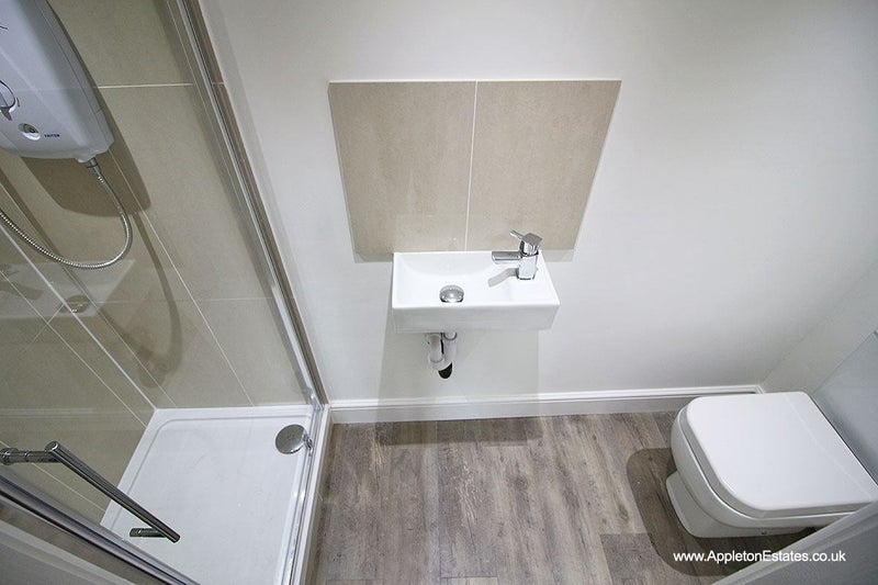 'En Suite Room To Rent *Very Close To East Croydon ' Room to Rent from