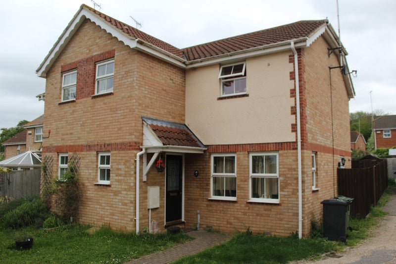 'Lovely 3 bedroom house in Braintree, CM7' Room to Rent from SpareRoom