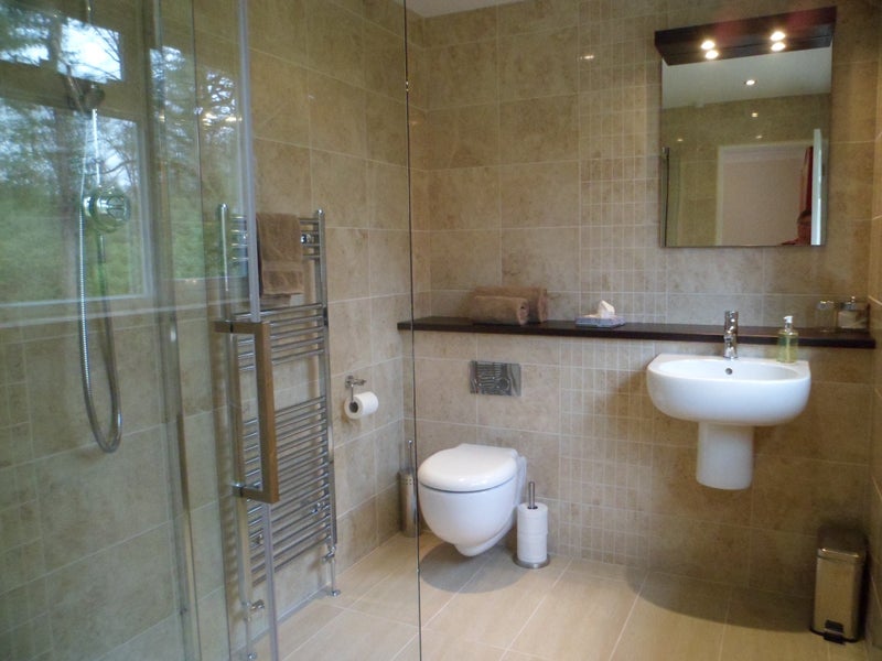Photo 1: Bathroom