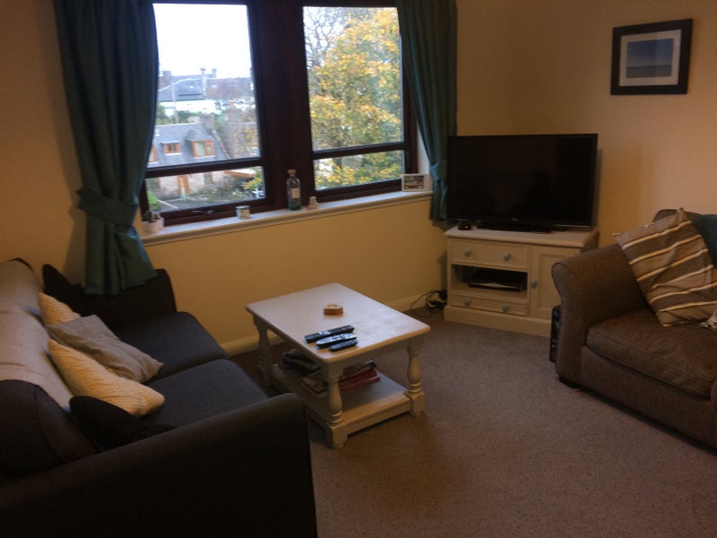 'Spacious two bedroom flat in Aberdeen city centre' Room to Rent from