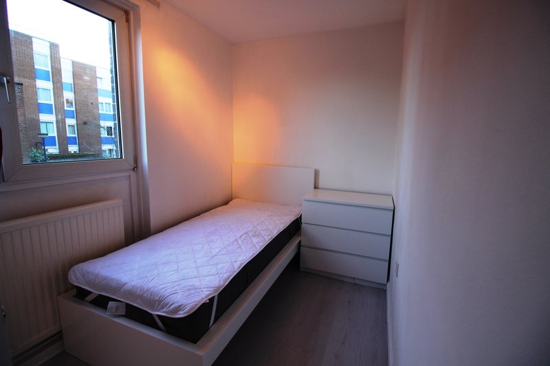 Photo 1: Room C (Single)