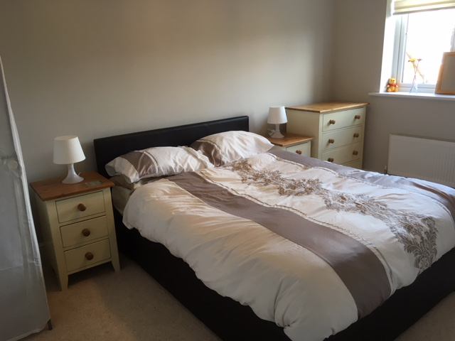 Photo 1: Doiuble Bed