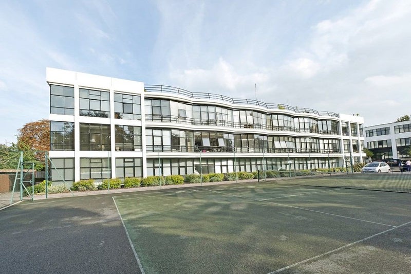 'Large Double + Ensuite Peckham Pioneer Centre' Room to Rent from SpareRoom