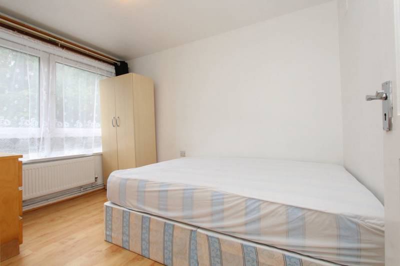 Photo 1: Room 1: The rent is £277pw with all bills included. (Available NOW)