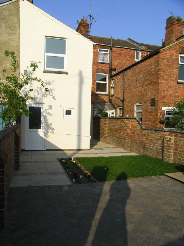 Photo 1: Garden, Patio and Parking