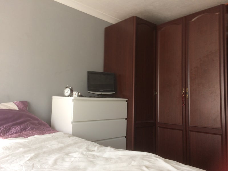 'A double room available in Garston Watford ' Room to Rent from SpareRoom