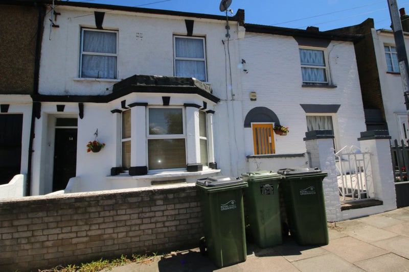 'Llanover Road, SE18 3SU' Room to Rent from SpareRoom