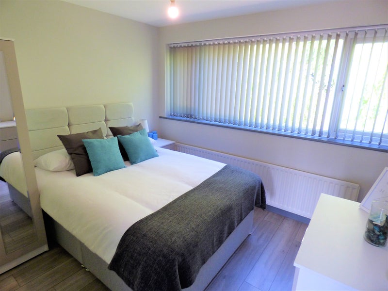 'Mayberry Close Rooms to rent near SOLIHULL' Room to Rent from SpareRoom