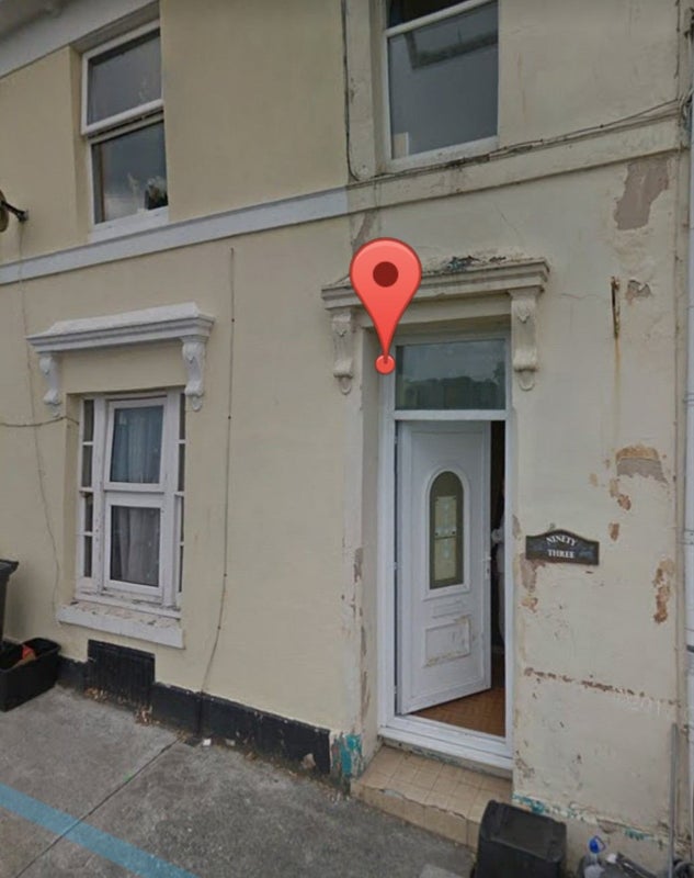 '1/2 Price first months rent* Double room, Torquay' Room to Rent from