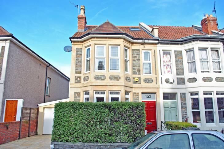 Photo 1: Quite road two minutes walk from the Gloucester Road 