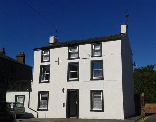 Photo 1: Luxury, warm, fully restored 230 year old home in Conservation Area