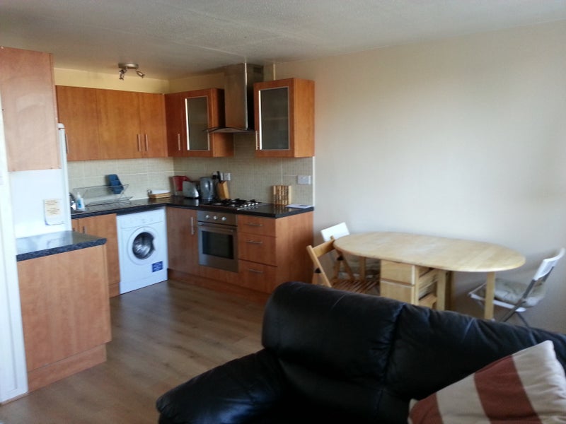 ' Double Room Clapham Junction ' Room to Rent from SpareRoom