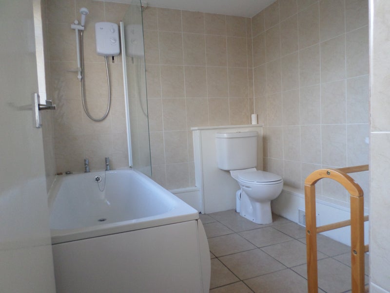 '3 Bedroom furnished house in Brigg.' Room to Rent from SpareRoom