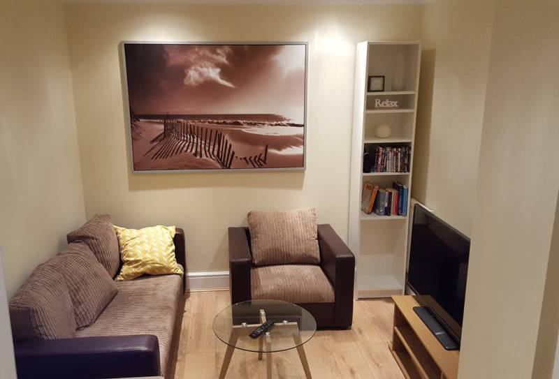 Photo 1: living room