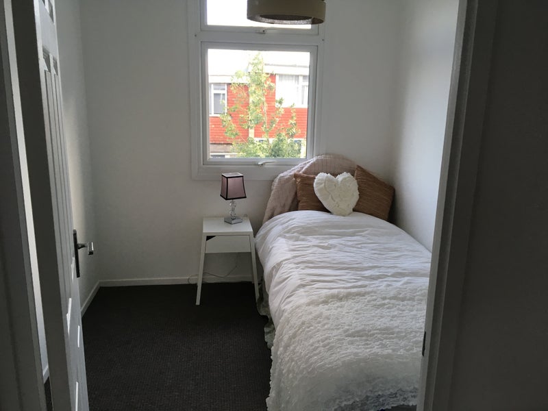 'Basildon Near Town. ' Room to Rent from SpareRoom
