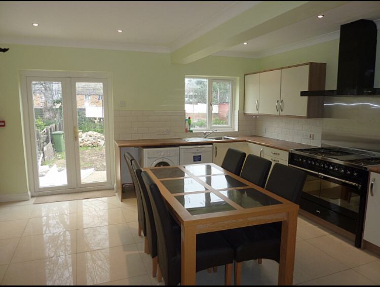 Photo 1: Kitchen