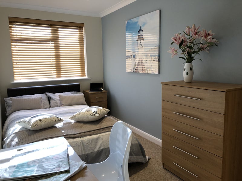 Photo 3: Example room