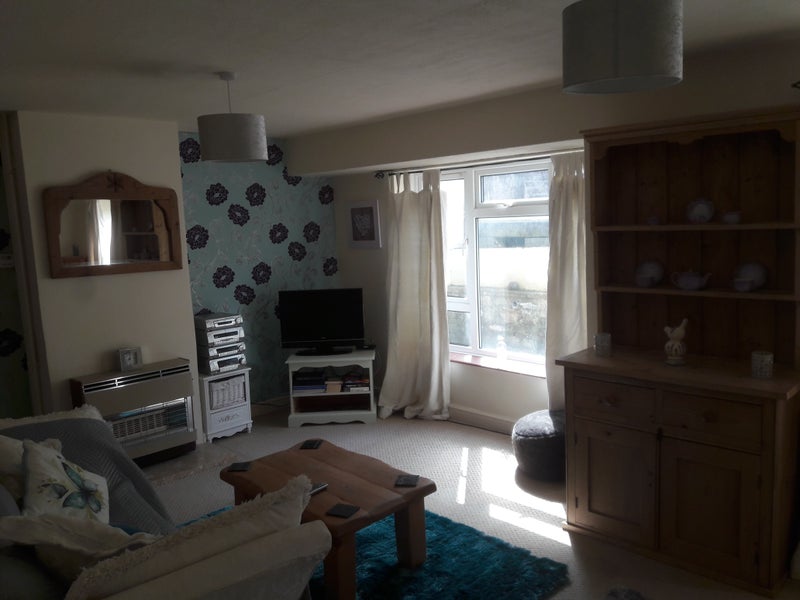 Photo 1: shared lounge