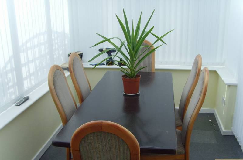 'Saddleworth Village Location Excellent Links' Room to Rent from