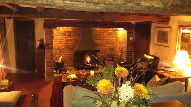 Stunning Thatched Cottage In Beautiful Village Spareroom