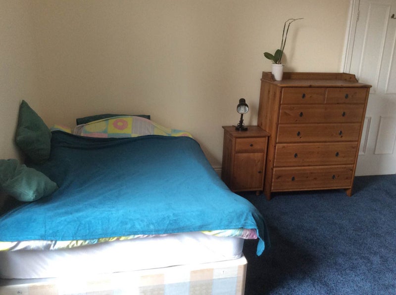 Photo 1: THE ROOM