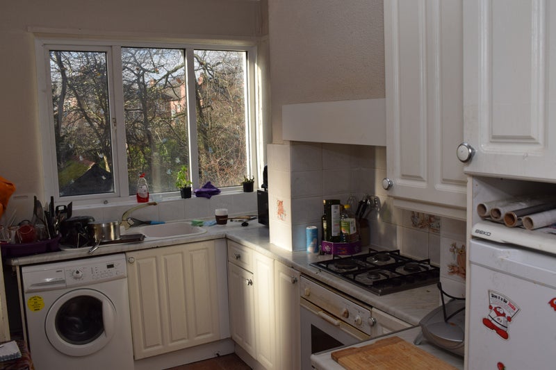 'Double room, Otley Road ' Room to Rent from SpareRoom