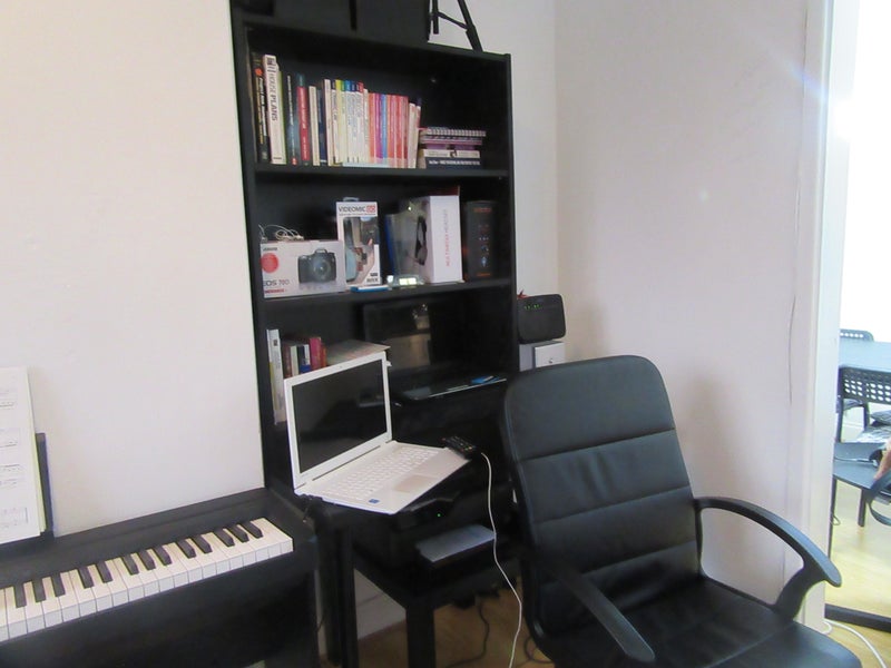 Photo 1