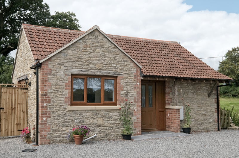 'Newly converted one bedroom bungalow' Room to Rent from SpareRoom