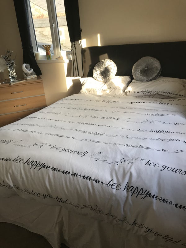 'Beautiful cosy house in the centre of Bodmin ' Room to Rent from SpareRoom